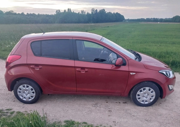Hyundai i20 cena 20900 przebieg: 212650, rok produkcji 2012 z Dobrzyca małe 277